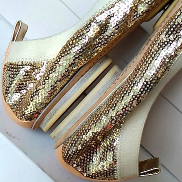 Chanel Stunning Sequin Flats! - Picture 9 of 12